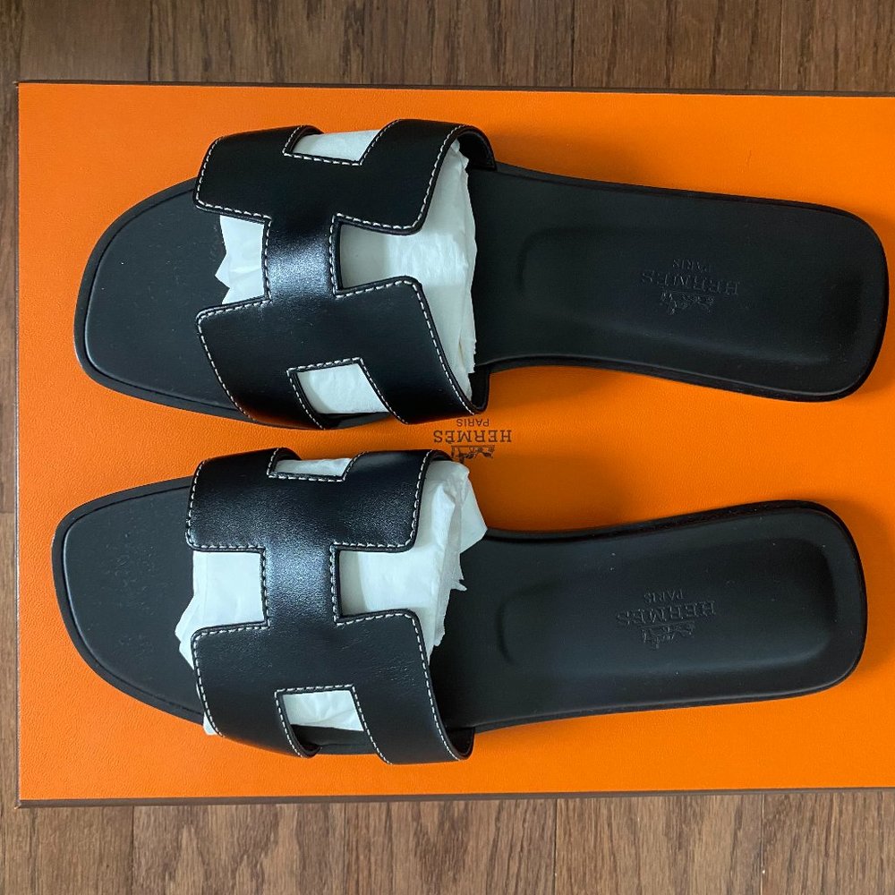 HERMES Black Oran